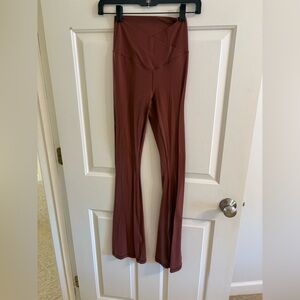 offline by aerie crossover flare leggings